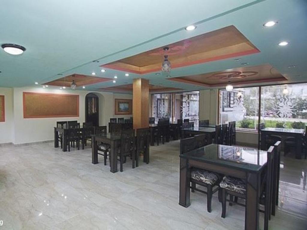 The Grand Welcome Hotel Manāli Exterior foto